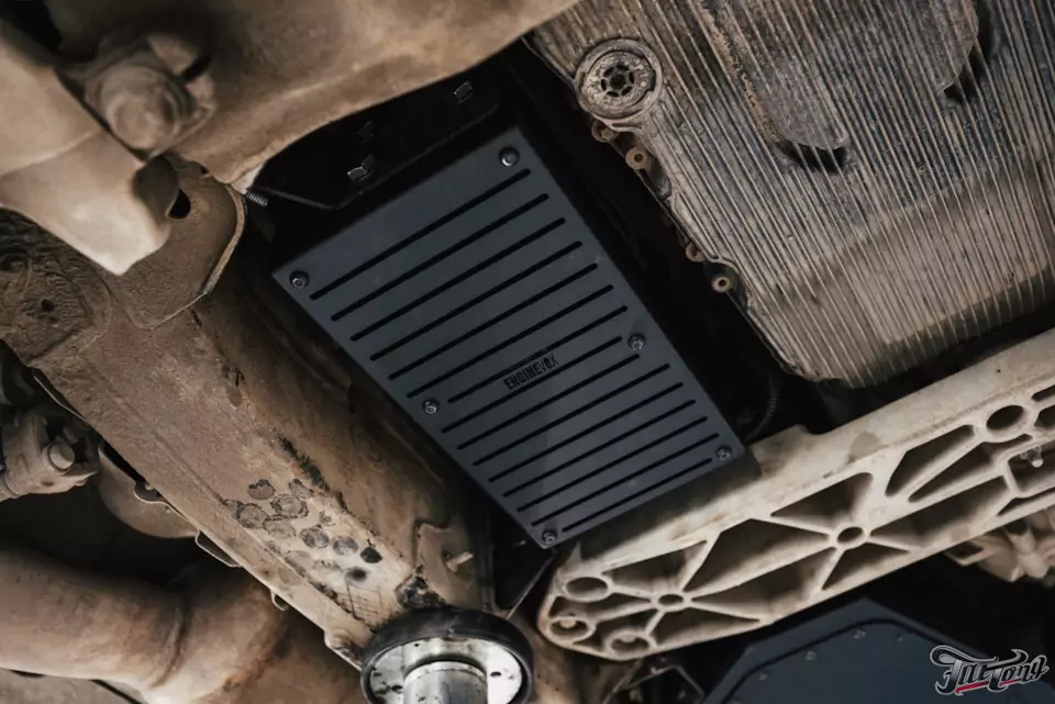 Установили систему активного выхлопа Engine Vox Stage 3 на дизельный Mercedes G-class